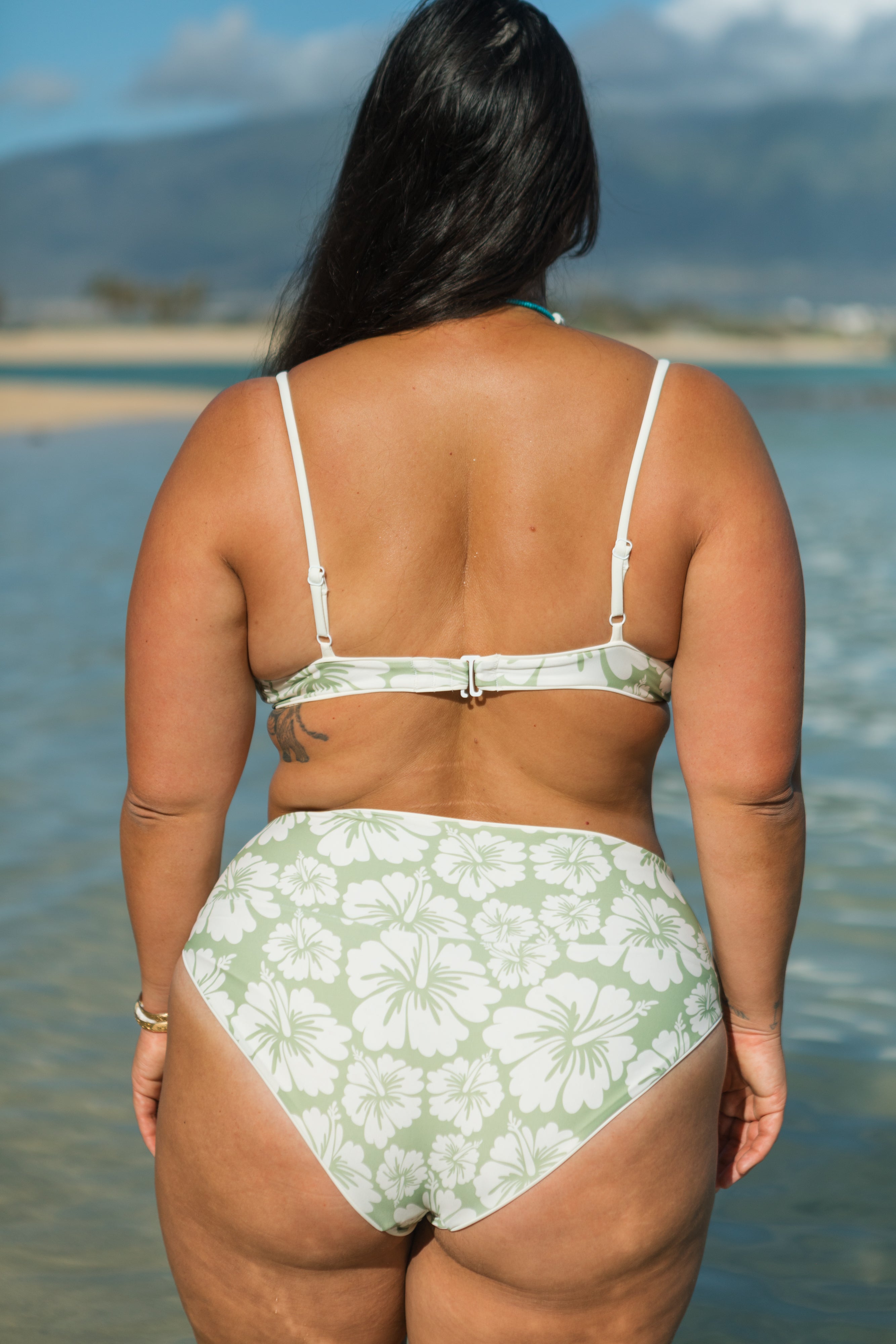 Zimi Top (Fern Hibiscus + Reversible Daisy)