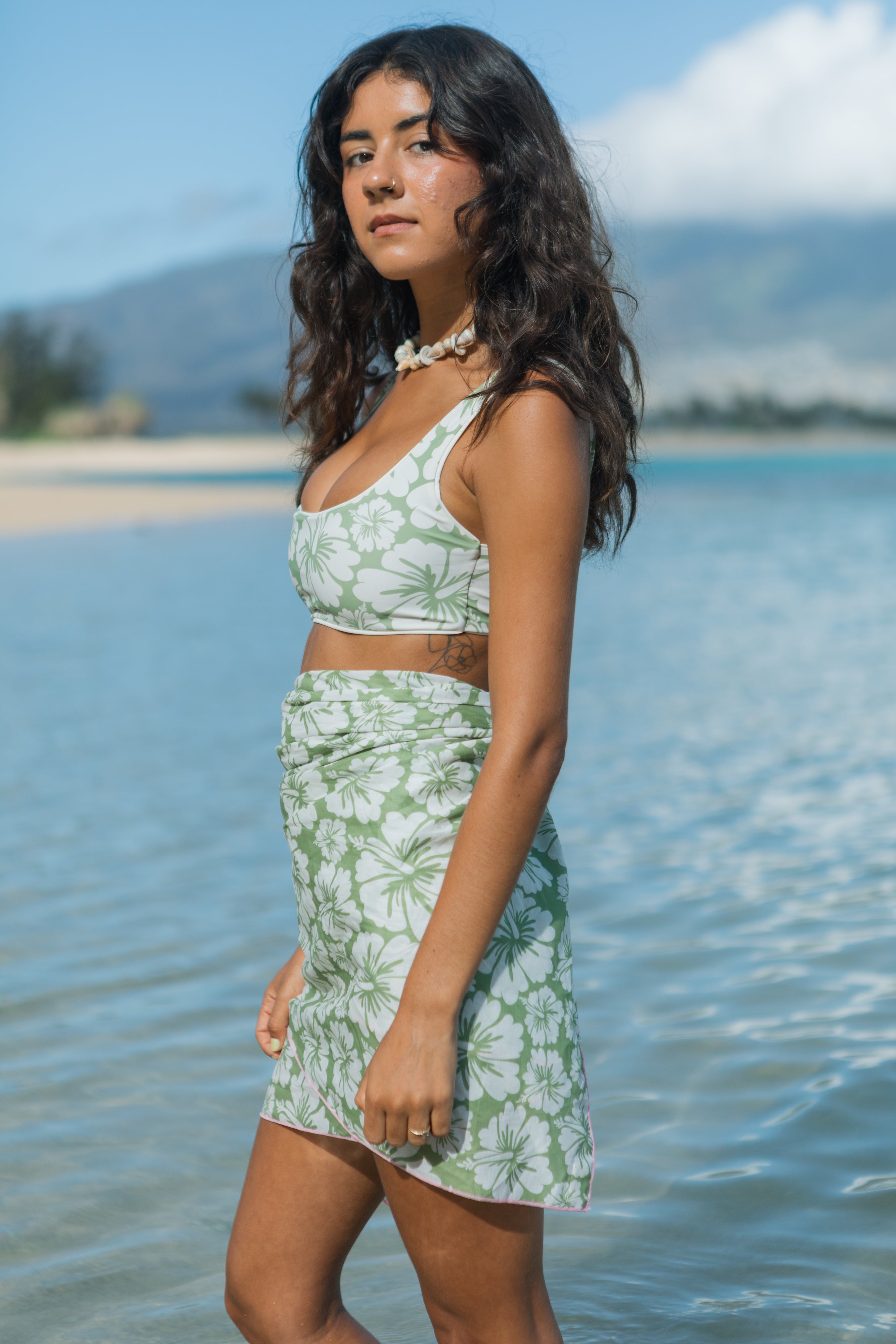 Kiki Pareo (Fern Hibiscus)