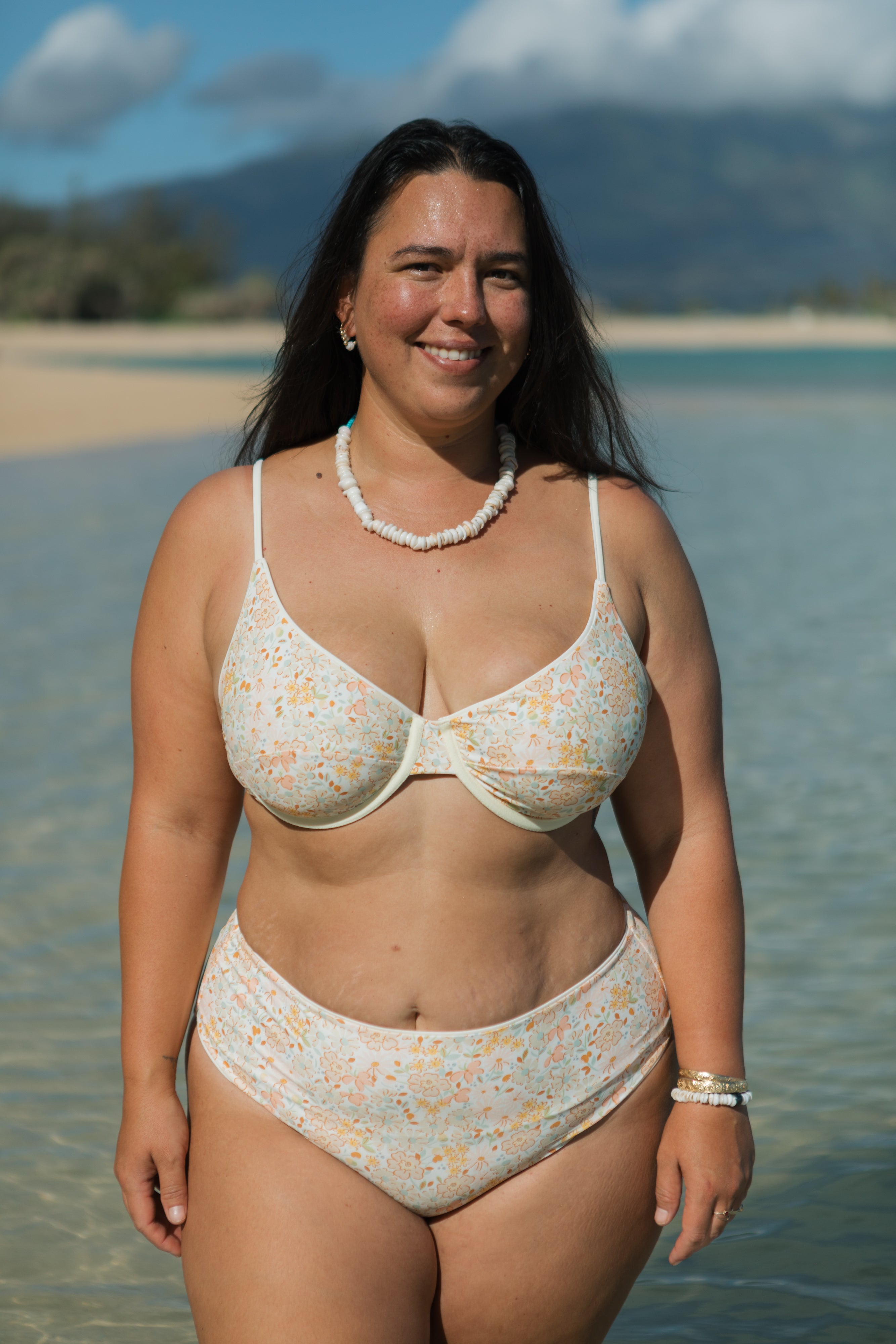 Zimi Top (Fern Hibiscus + Reversible Daisy)