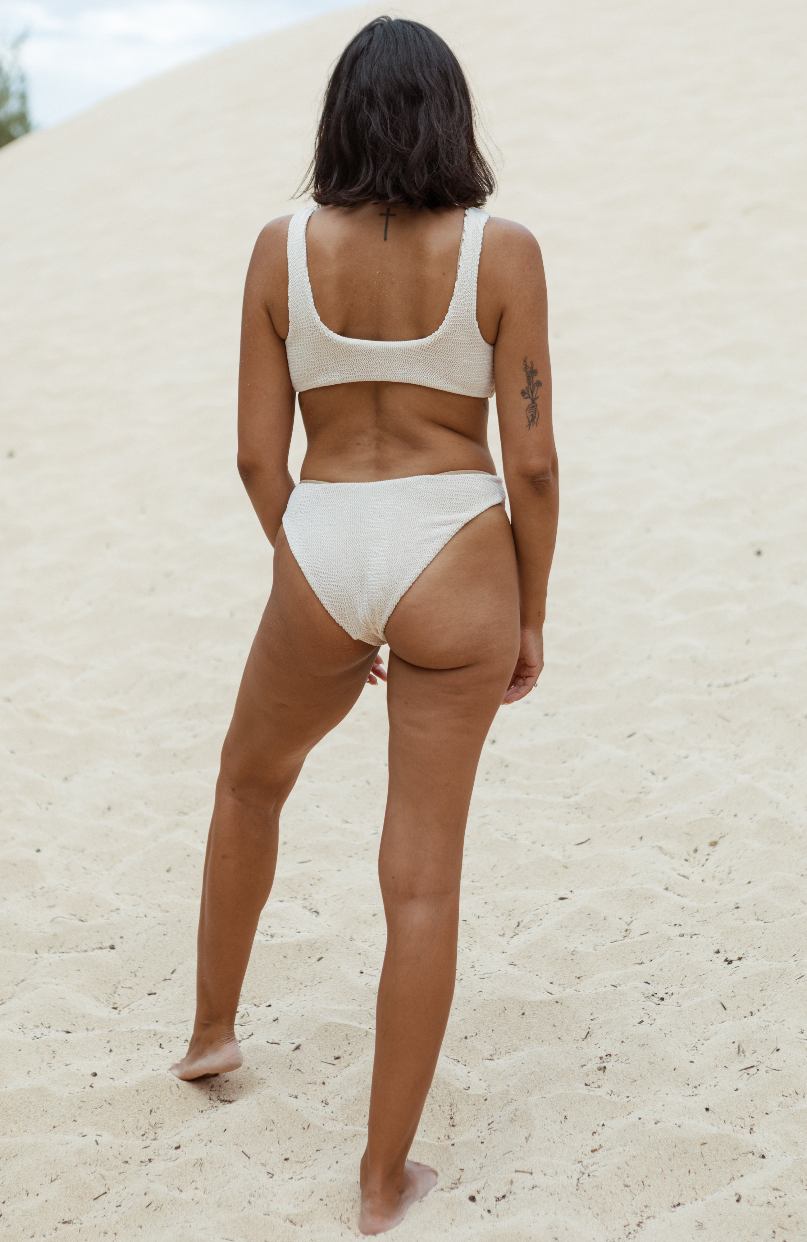 Rocky Bottoms (Cream Scrunchie)