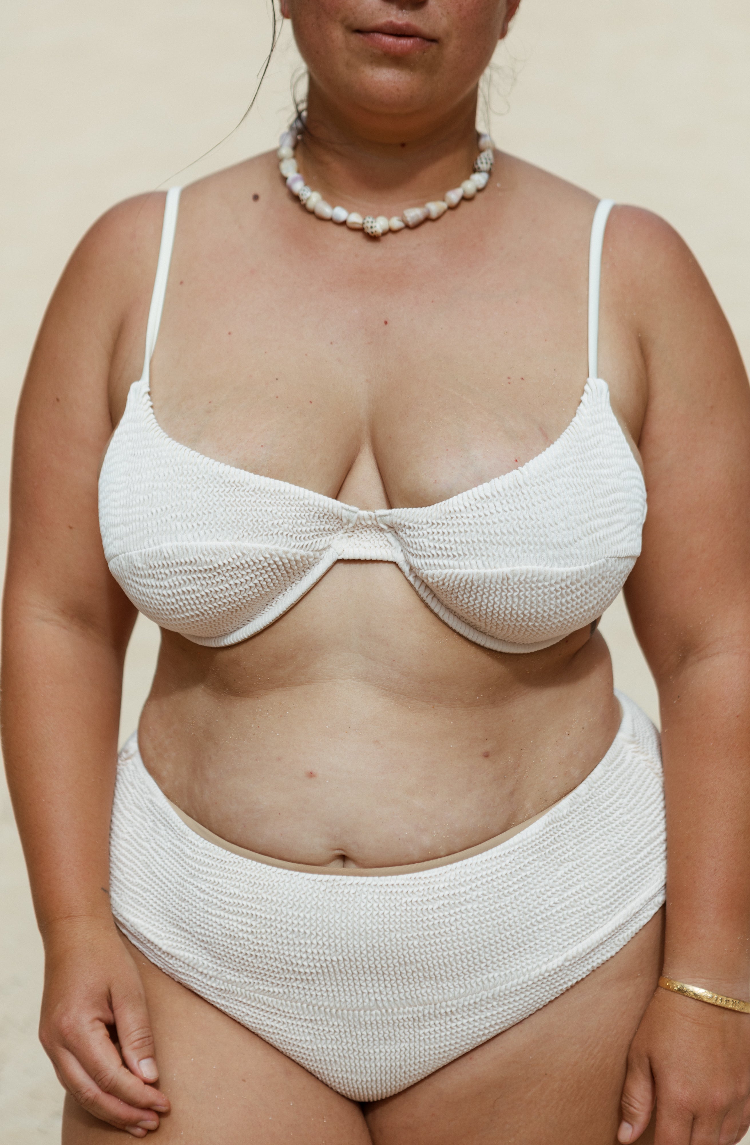 Zimi Top (Cream Scrunchie)