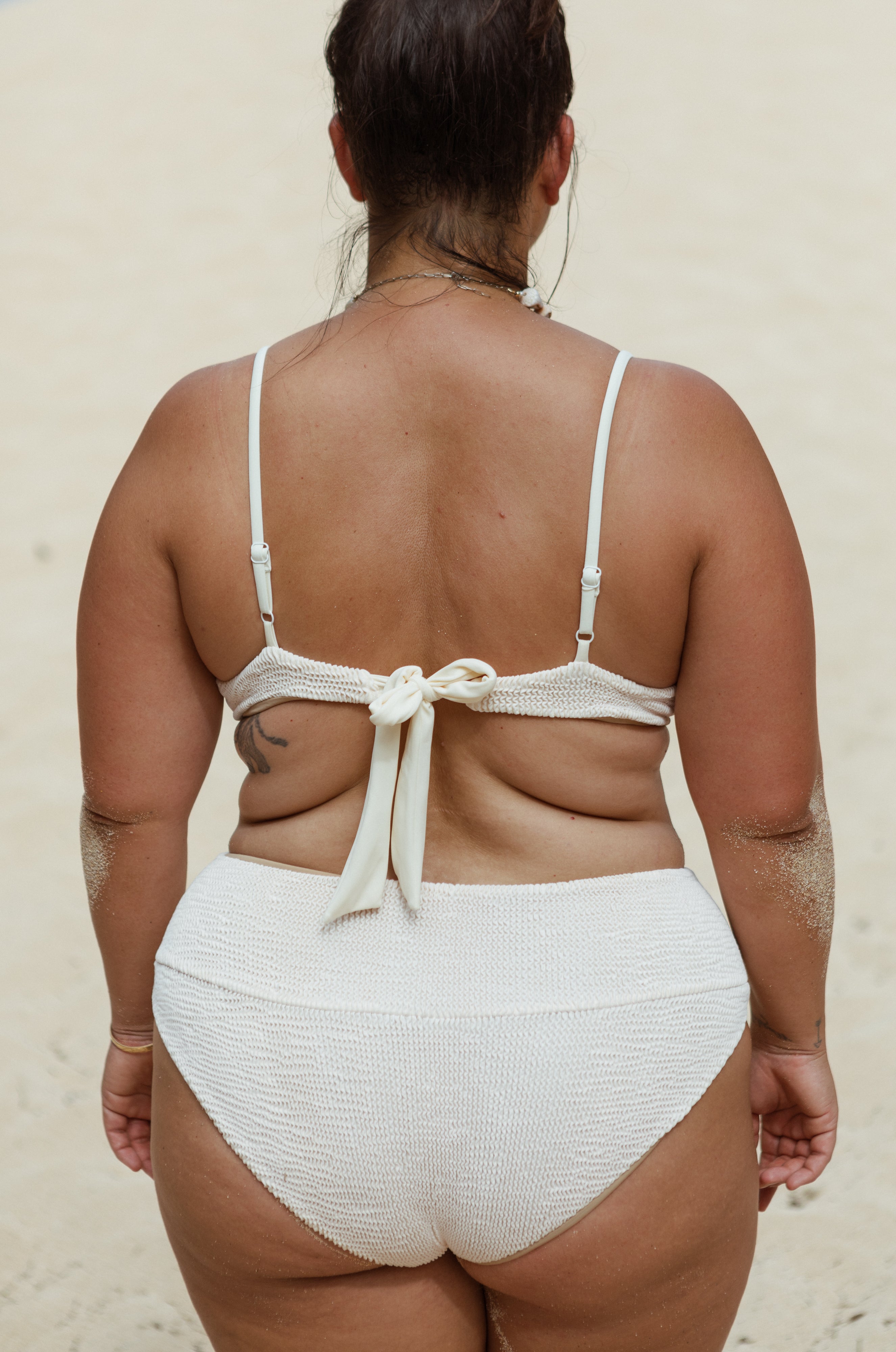 Zimi Top (Cream Scrunchie)