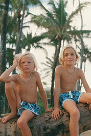 Kaiwi Boardies (Lagoon Hibiscus Reversible Bloom)