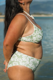Zimi Top (Fern Hibiscus + Reversible Daisy)