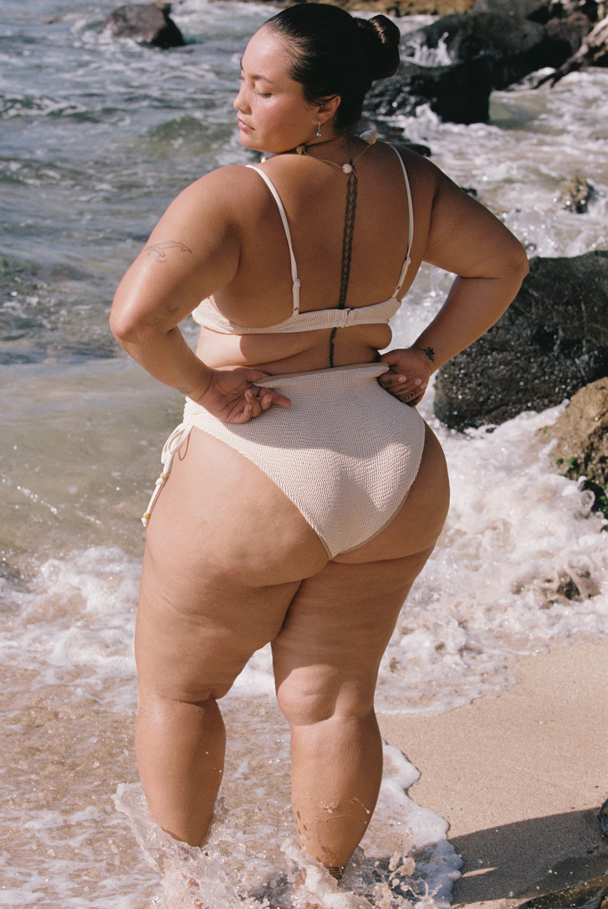 Juni Bottoms (Cream Scrunchie)