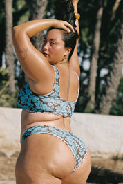 Oaks Top (Lagoon Hibiscus Reversible Bloom)