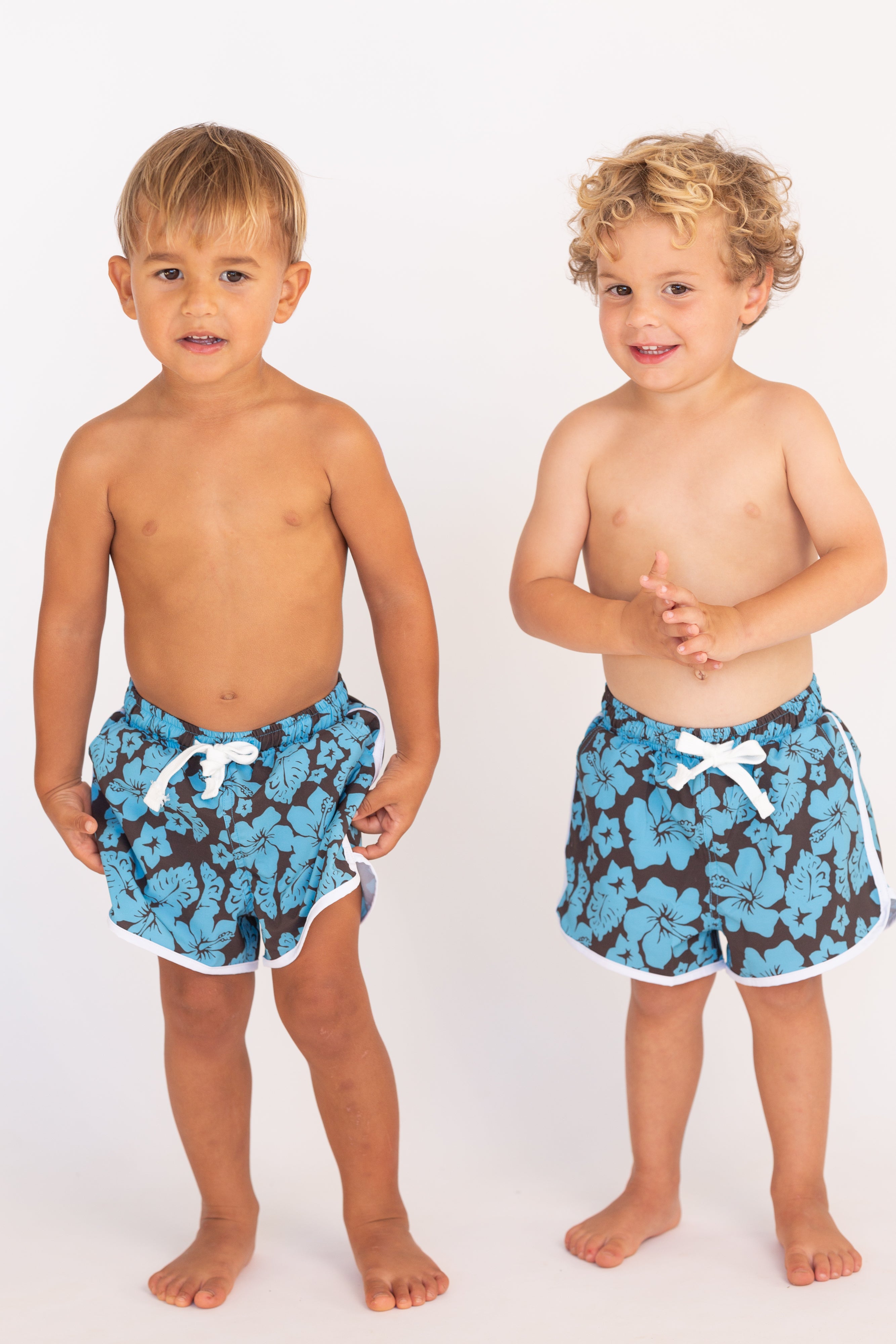 Kaiwi Boardies (Lagoon Hibiscus Reversible Bloom)