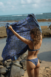 Kiki Pareo (Blue Hour)