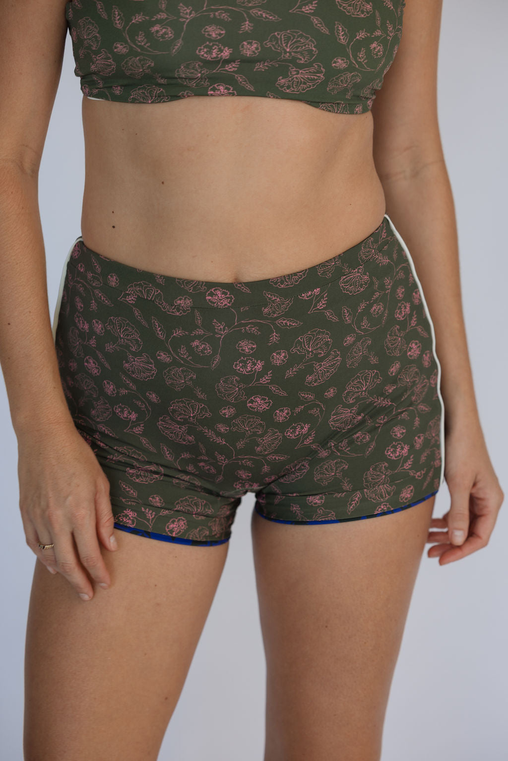 Coco Shorties (Blue Hour Reversible Olive Bloom)