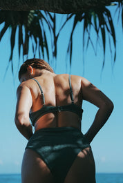 Rowie Top (Sea Moss Scrunchie)