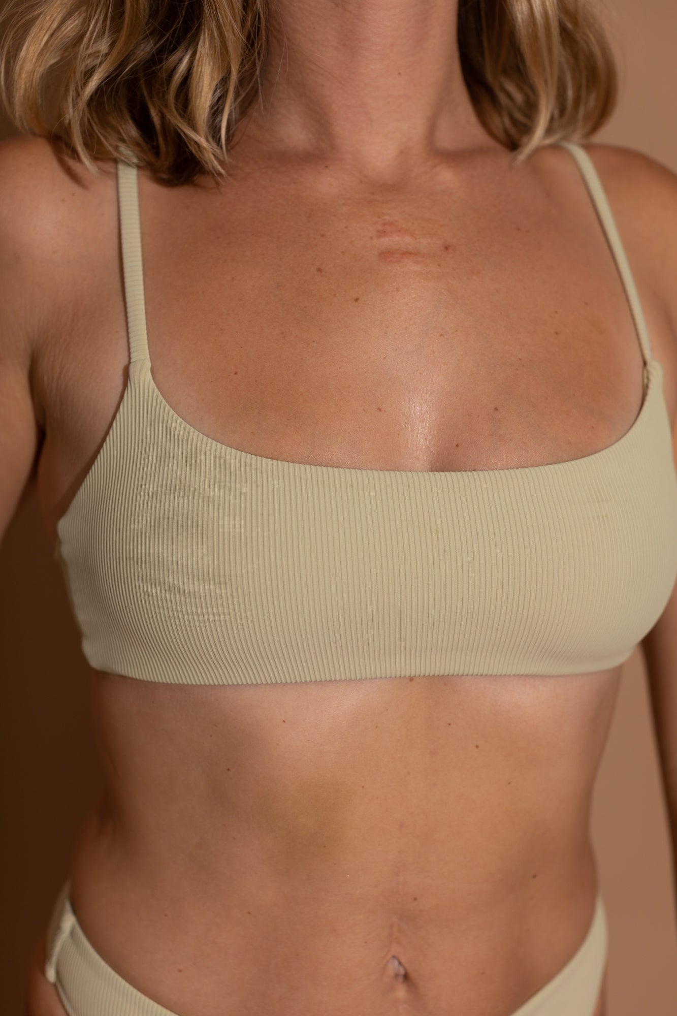 Remy Top (Pistachio Ribbed)