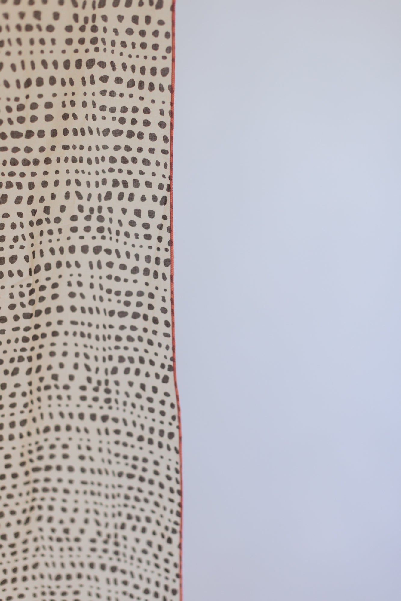 Kiki Pareo (Leopard Cone)